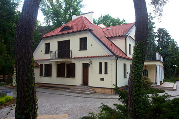 Dworek w stylu neoklasycystycznym, Ciechocinek, Polska © 123108 Aneta
