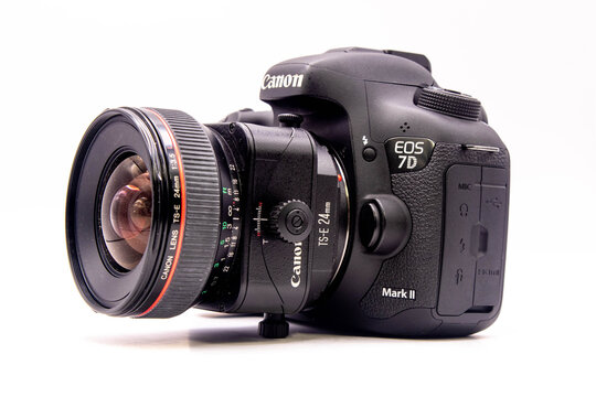 Canon 7D With Tilt Shift Lens