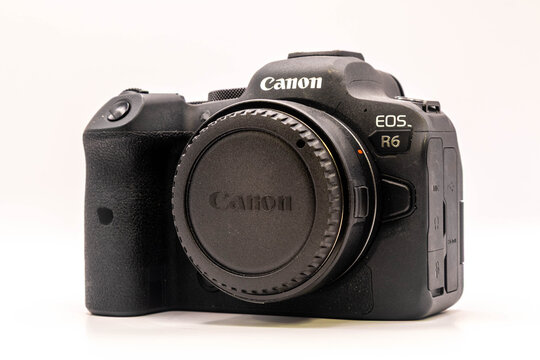 Canon R6 Digital Mirrorless