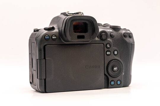 Canon R6 Digital Mirrorless