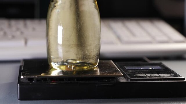 Mixing essential oils and alcohol for aroma diffuser liquid