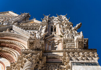 Naklejka premium Duomo di Siena, Romanisch Gotischer Dom mit Mosaiken, Piazza del Duomo, Siena, Toskana, Italien
