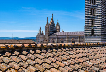 Naklejka premium Facciatone, Ausblick auf den Duomo di Siena, Toskana, Italien