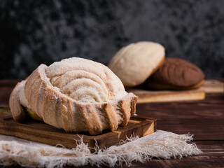 Fototapeta premium PAN ARTESANAL Y PAN DULCE