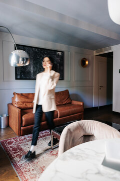 Hotel Suite Business Call