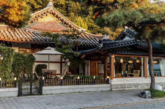 Hanok cafe courtyard with seating in Jeonju