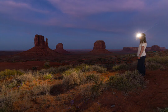Monument Valley  Arizona sunset headlamp  Landscape 
