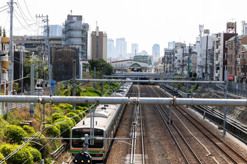 Fototapeta premium 街中にある線路の風景（東京都豊島区）