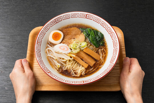 普通のラーメン　Food of soy sauce ramen Japan
