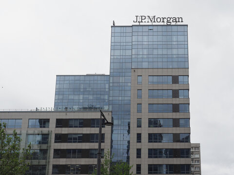 JP Morgan building in Warsaw