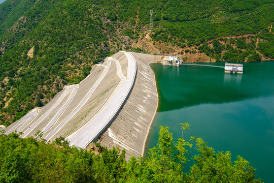 Albania, Shkoder, Drin river, dam wall of Fierza reservoir, Liqeni i Fierzes