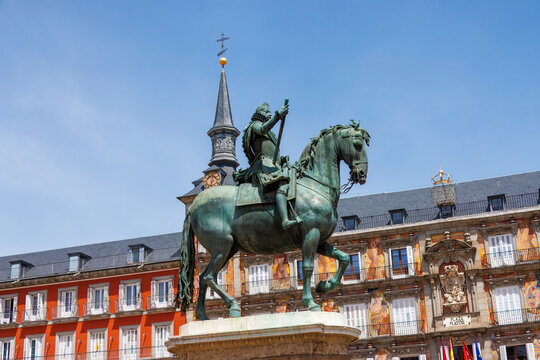 Scenic of Plaza Mayor Square in Madrid, Spain, sunny day with blue sky.