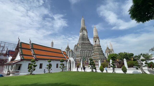 wat arun