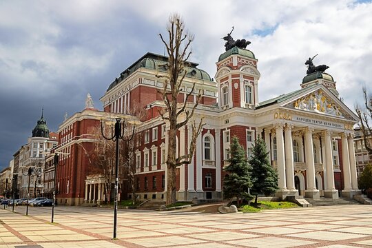 sofia, bulgarien - nationaltheater 