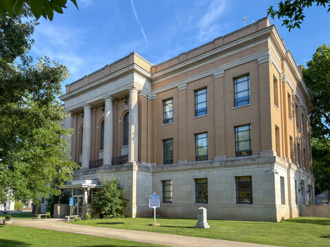 Harrison County Court House in Corydon, Indiana, USA, exterior view