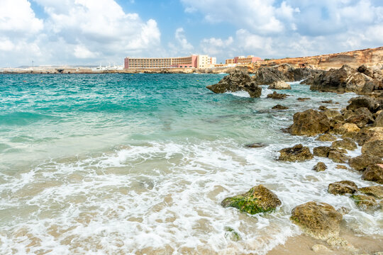 Malta, Paradise Bay on the Marfa Peninsula