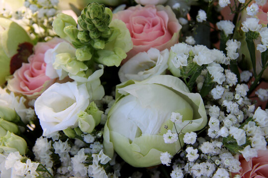 beautiful wedding bouquet | birthday flower gift