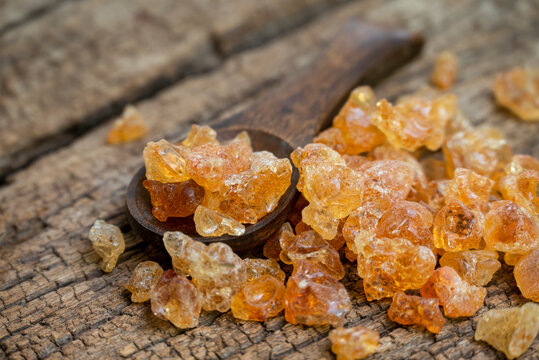 Close up Indian gum arabic (edible gum / tragacanth) in a bowl &ndash; horizontal Shot