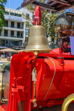 cloche camion de pompier
