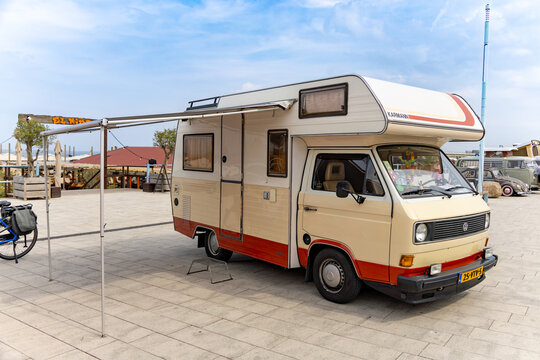 VW combi motor home