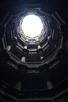 Dada Hari Stepwell's intriguing design reflects the brilliance of ancient Indian architecture.