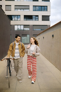 Street flirt