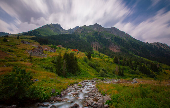 Elevit Plateau, formerly known as Yezovit Plateau, is a plateau located in the &Ccedil;amlıhemşin district of Rize province.