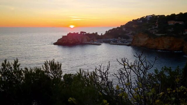 The cove of Mejean, on the C&ocirc;te Bleue, South of France