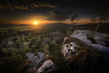 Narożnik - Góry Stołowe - Zachód słońca © Radosław Dybała