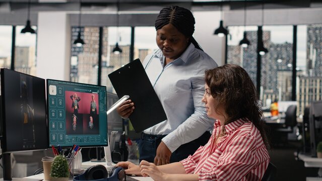 Team generating detailed videos of Mars and satellite with AI chatbot, using prompts on virtual assistant, Colleagues interact with artificial intelligence.