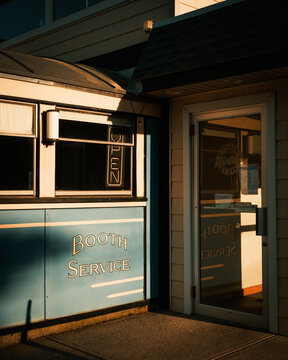 Booth service sign at Dinkys Blue Belle Diner, Shrewsbury, Massachusetts