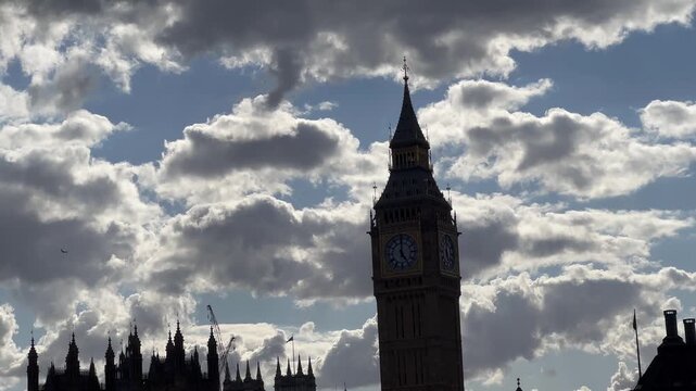 -4K resolution video 3840x2160
-London Center, Westminster. Big Ben Tower and Cloudy Blue Sky