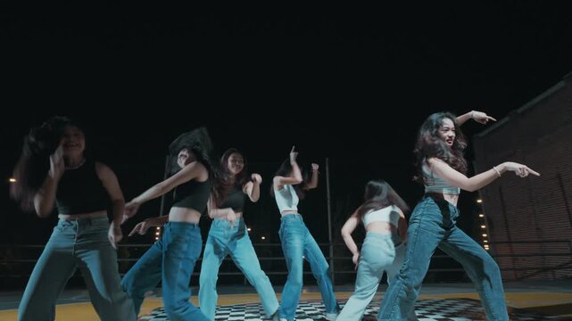 High Energy Freestyle Dance Performance by Girl Squad