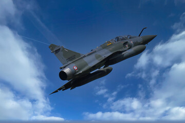 Obraz premium Mirage 2000D en montée ciel bleu