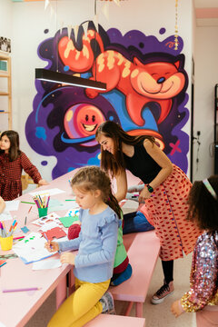 Kids at Art Class Learning to Draw