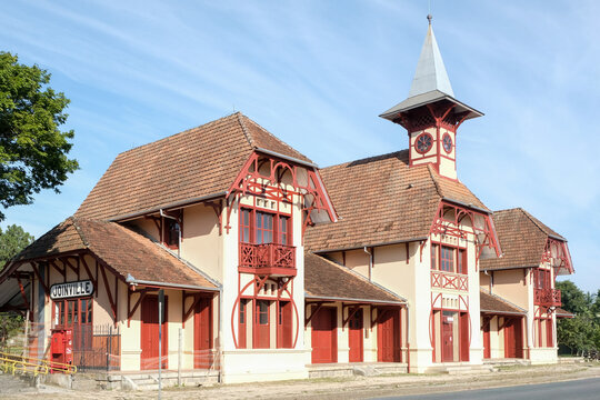 Esta&ccedil;&atilde;o Ferrovi&aacute;ria de Joinville - Historic Joinville Railway Station Facade, Santa Catarina, Brazil