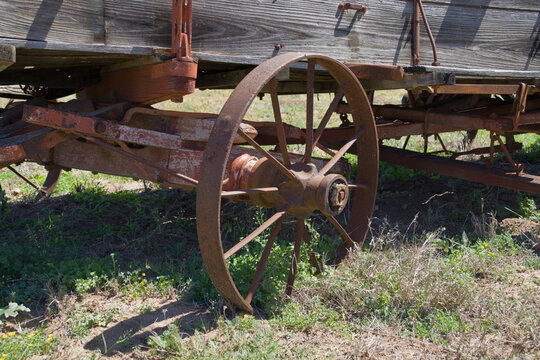 rusty but still in useable condition although it might be quite noisy dt