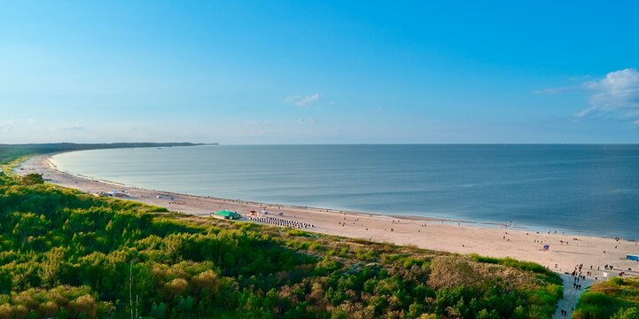Der Strand von Swinem&uuml;nde (Świnoujście) auf der Insel Usedom geh&ouml;rt aus der Vogelperspektive zu den beeindruckendsten K&uuml;stenstreifen der gesamten Ostsee.
