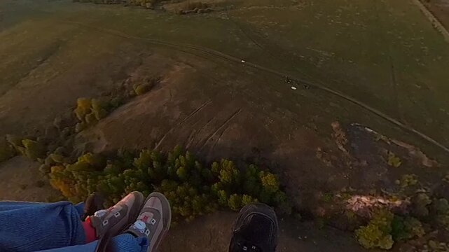 Children flight on tandem paraglide