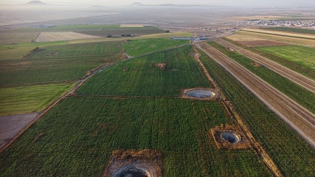 Karapinar Region Marked by Expanding Sinkholes