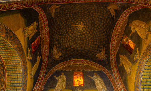 Mausoleum of Galla Placidia interior, Ravenna, Emilia-Romagna, Italy.