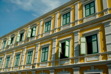 Obraz premium facade of a building