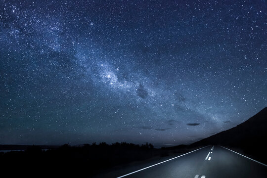 New Zealand, South Island, starry sky, milkyway at Lake Pukaki by night