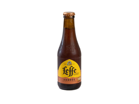 bouteille de bi&egrave;re ambr&eacute;e de 25 cl de marque Leffe
