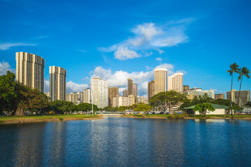 Fototapeta premium cityscape of honolulu in oahu island, hawaii, us