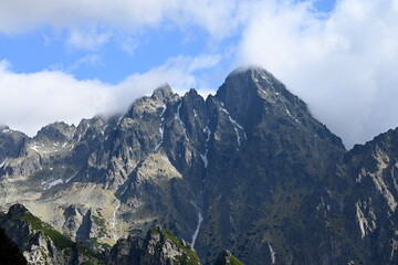 Wysokie Tatry, szczyty i przełęcze w masywie Łomnickiego Szczytu, góry powyżej Tatrzańskiej Łomnicy, Słowacja, Europa © Albin Marciniak