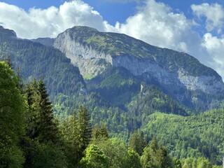 Wysokie Tatry, szczyty i przełęcze w masywie Łomnickiego Szczytu, góry powyżej Tatrzańskiej Łomnicy, Słowacja, Europa © Albin Marciniak