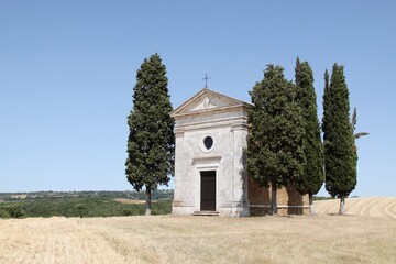 Naklejka premium Chapel of Vitaleta in Tuscany Italy