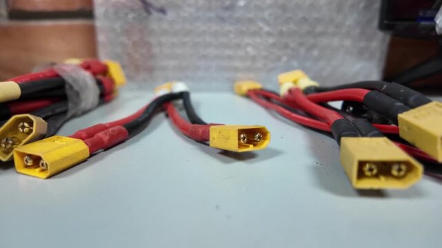 connecting cable with plug for electronics