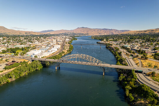 Senator George Sellar Bridge Over the Columbia River | Wenatchee, Washington